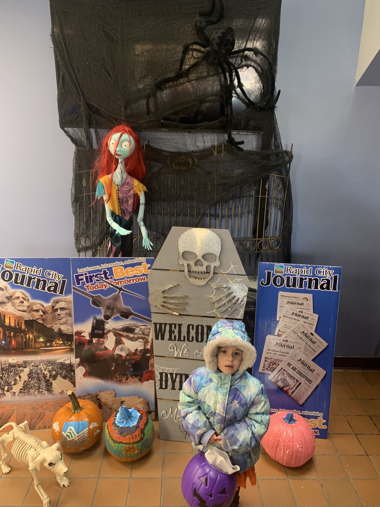 Halloween Pictures to run in Thursday's paper 052.JPG